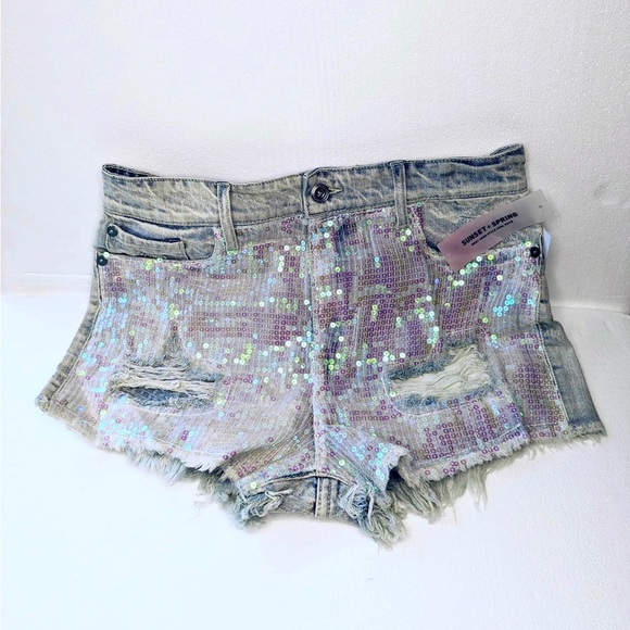 NWT SUNSET & SPRING SEQUINED DISTRESSED DENIM SHORTS - sz 28 - Picture 5 of 6